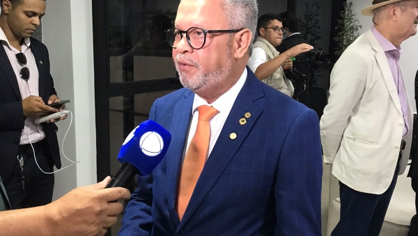 Ao assumir o Parlamento Amazônico, Afonso Fernandes diz que ferrovia paralela à BR-364 é a saída para a integração regional